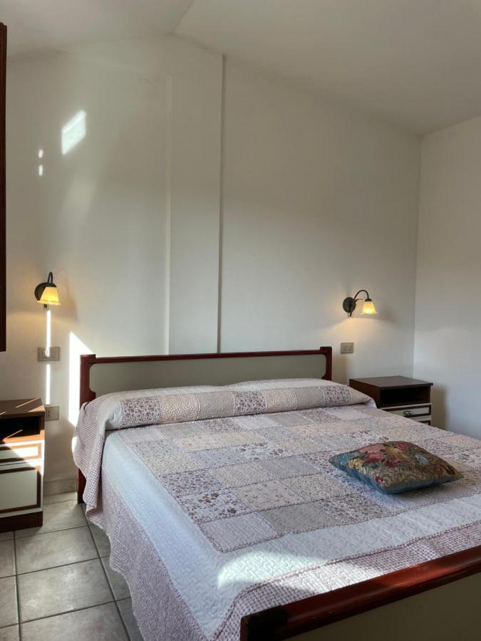 Apartament La Casa Di Tonia La Caletta Zewnętrze zdjęcie