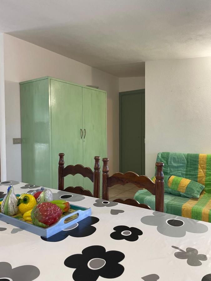 Apartament La Casa Di Tonia La Caletta Zewnętrze zdjęcie