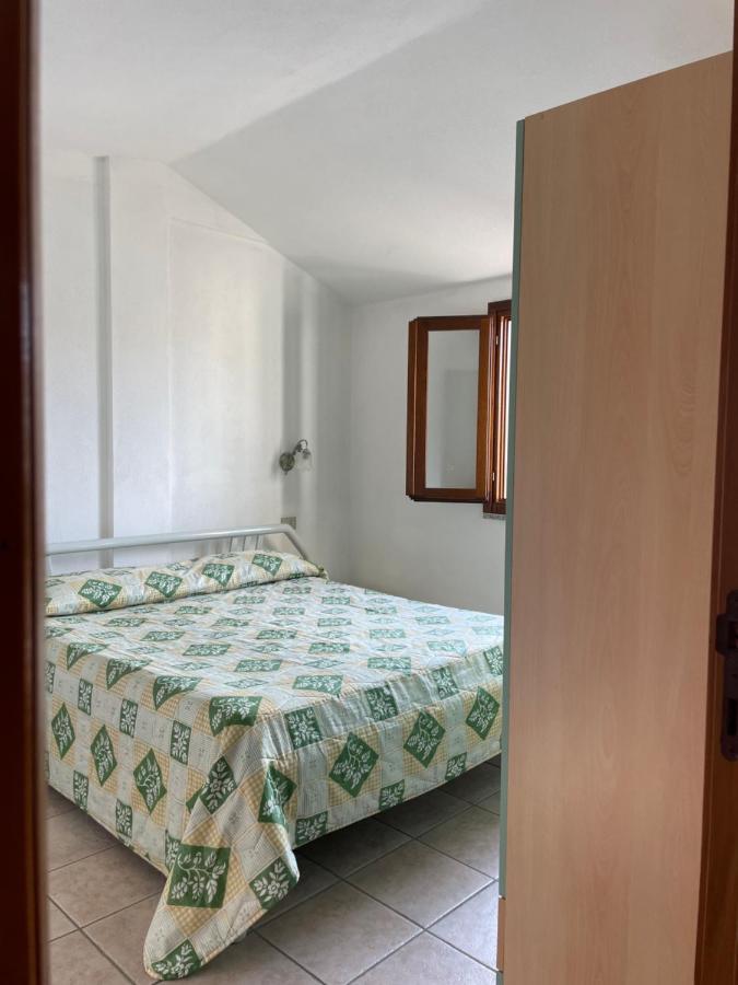 Apartament La Casa Di Tonia La Caletta Zewnętrze zdjęcie