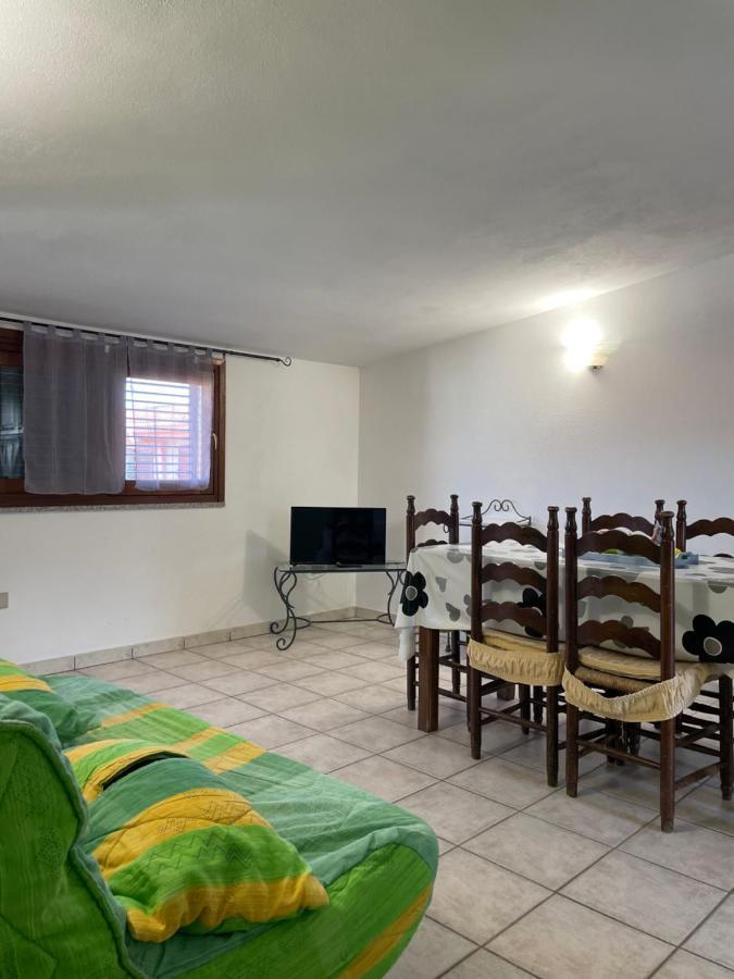 Apartament La Casa Di Tonia La Caletta Zewnętrze zdjęcie