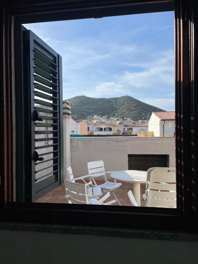 Apartament La Casa Di Tonia La Caletta Zewnętrze zdjęcie