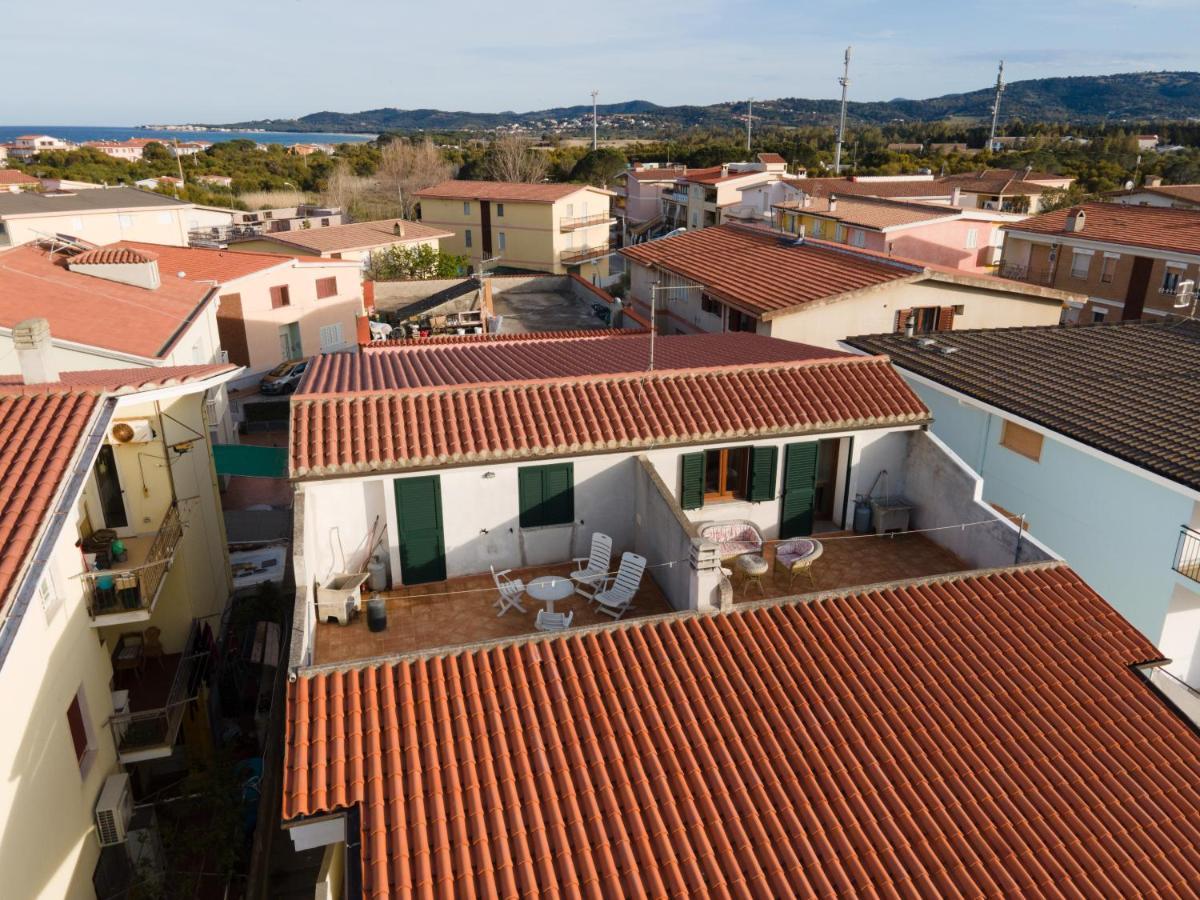 Apartament La Casa Di Tonia La Caletta Zewnętrze zdjęcie