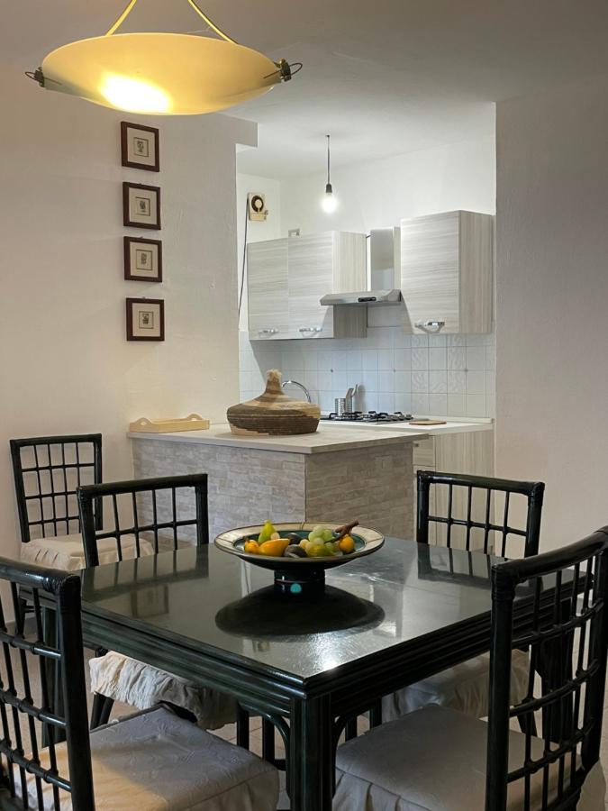 Apartament La Casa Di Tonia La Caletta Zewnętrze zdjęcie