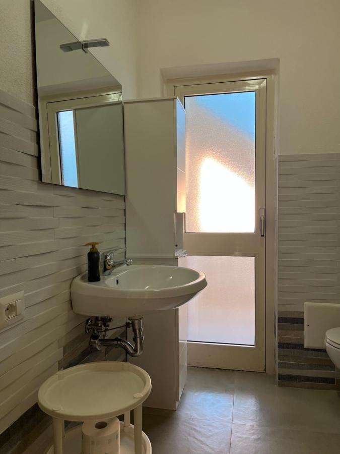 Apartament La Casa Di Tonia La Caletta Zewnętrze zdjęcie